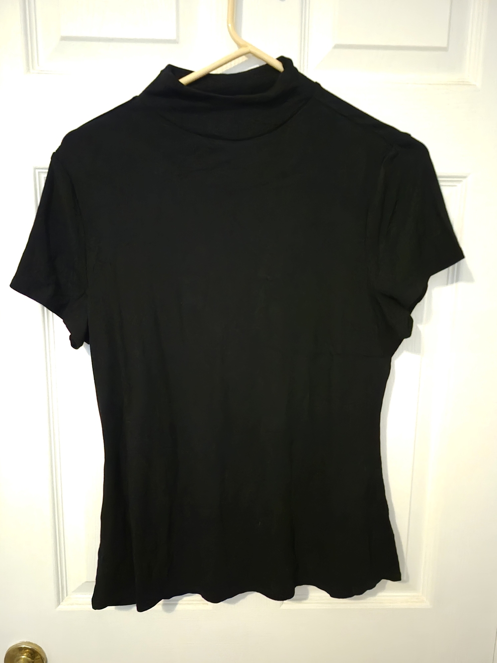 Women’s Black Short-Sleeve Mock Neck Top